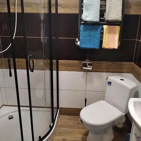 Casa de hóspedes Rodzinny 365 Z Lazienkami I Parkingiem 3*
