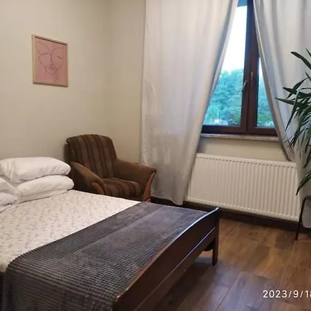 Rodzinny 365 Z Lazienkami I Parkingiem Casa de hóspedes 3*