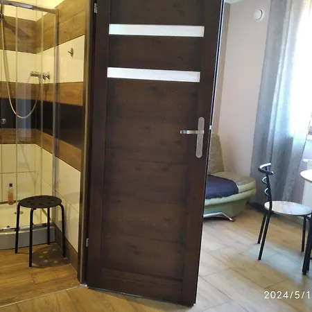 Casa de hóspedes Rodzinny 365 Z Lazienkami I Parkingiem