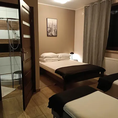 Konukevi Rodzinny 365 Z Lazienkami Łódź