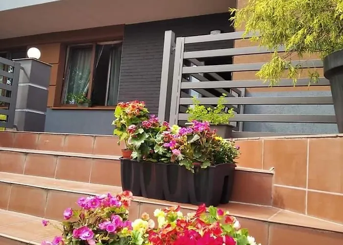 Casa de hóspedes Rodzinny 365 Z Lazienkami I Parkingiem Łódź