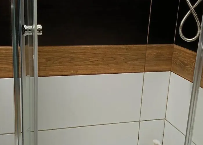 Rodzinny 365 Z Lazienkami I Parkingiem Casa de hóspedes Łódź