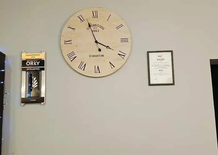 Casa de hóspedes Rodzinny 365 Z Lazienkami I Parkingiem Łódź