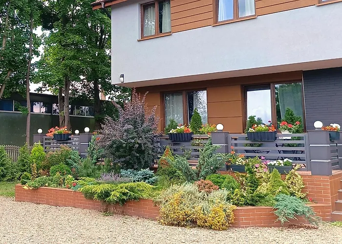 Casa de hóspedes Rodzinny 365 Z Lazienkami I Parkingiem 3*